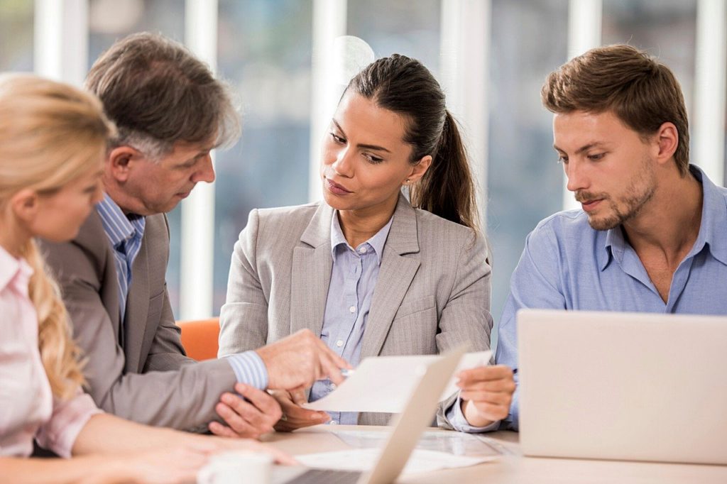 office-business-meeting-5472251_1280